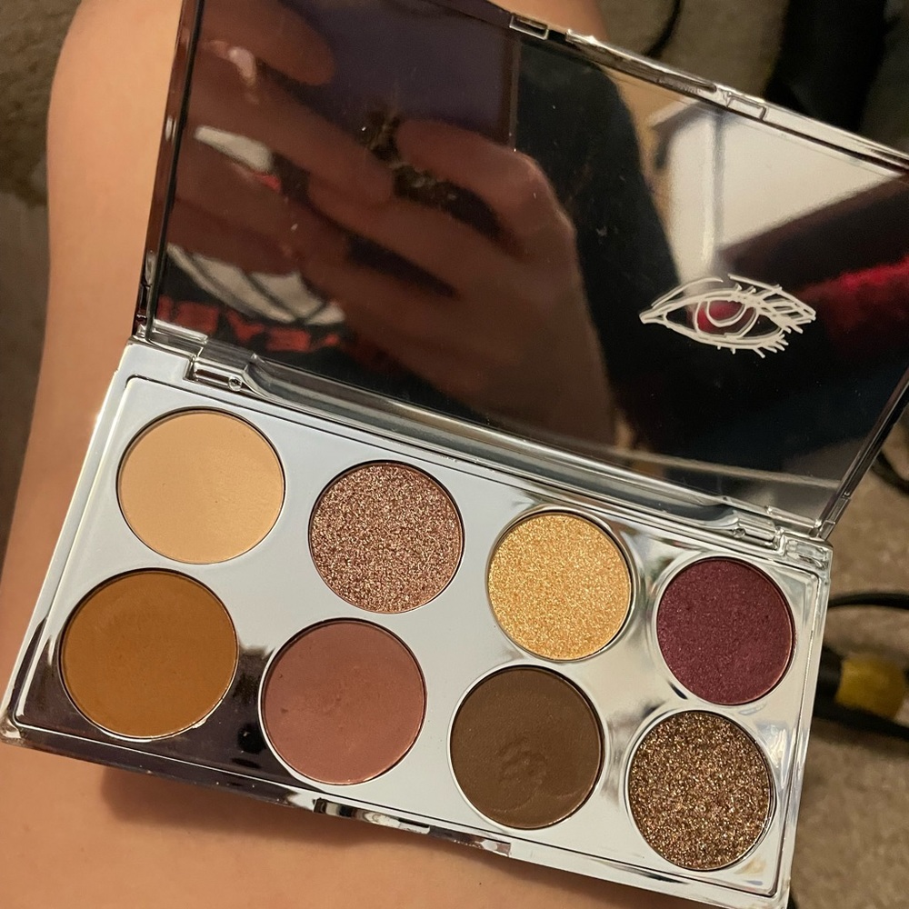 belle en argent eyeshadow palette